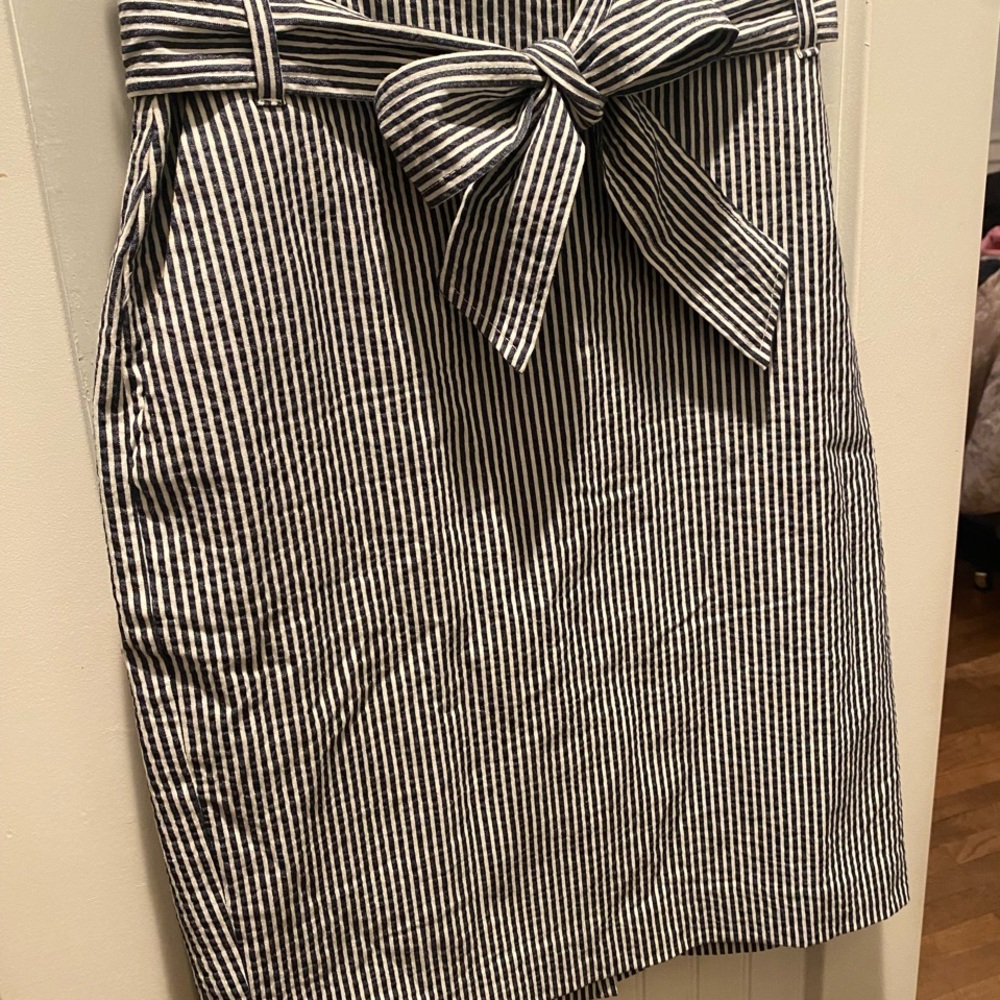 Ann Taylor Factory Blue and White Knee-Length Pencil Skirt